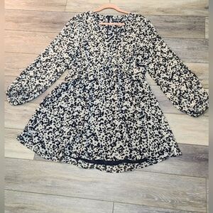 Steve Madden Cream And Black Long Sleeve Chiffon Ruffle Vneck Mini Dress Large